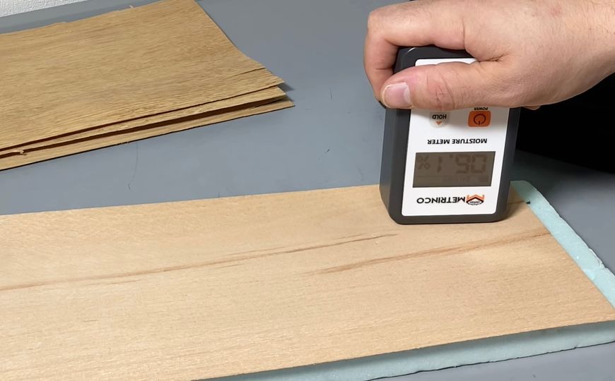 Professional wood moisture tester METRINCO M118W (with a scanning depth of 8 mm)
